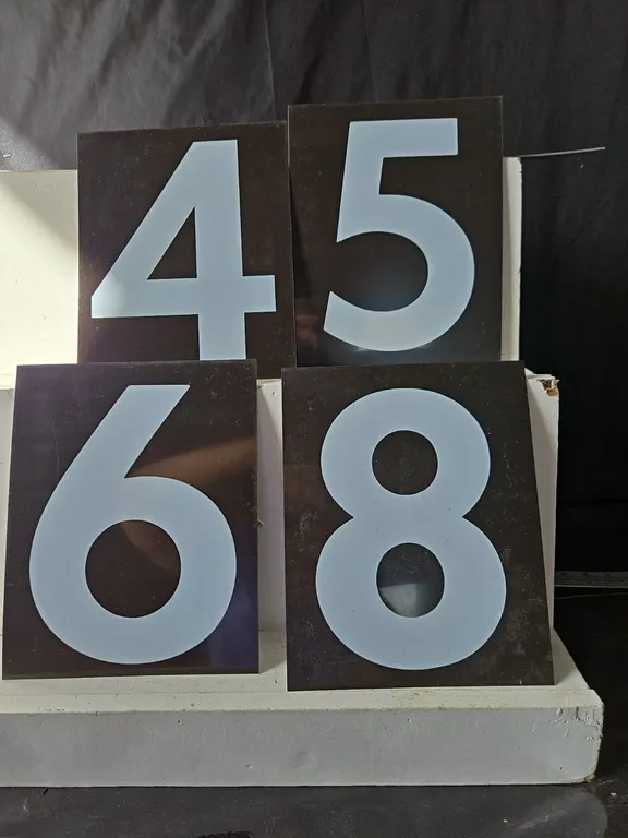 Lg. selection of vinyl numbers