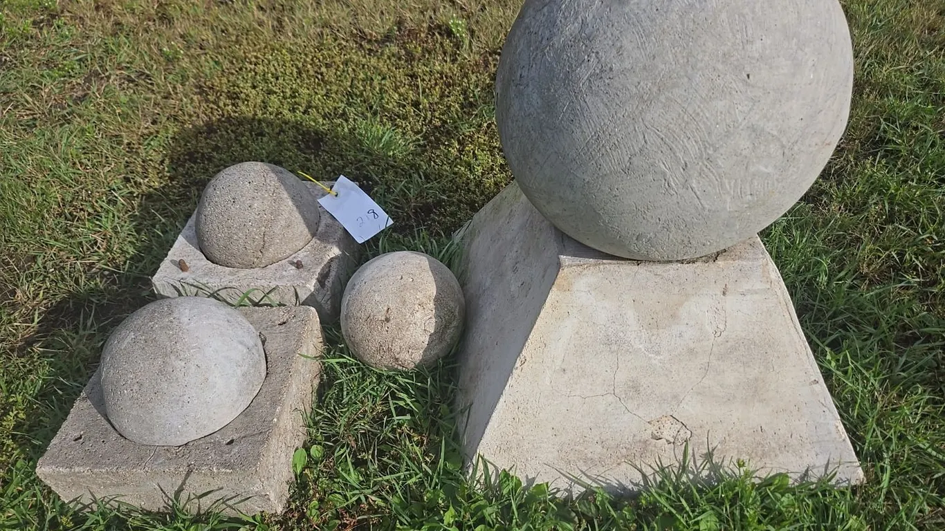 Cement decorations