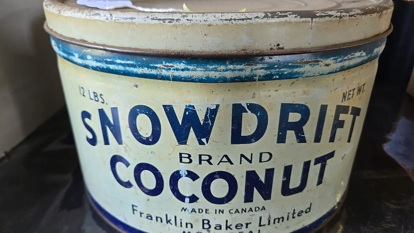 Snowdrift Coconut tin - 12lb.