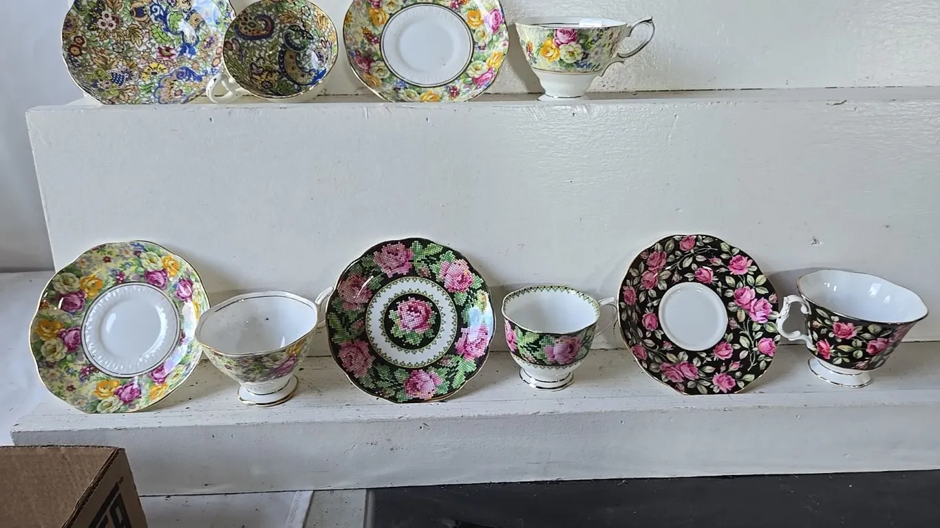 5 - Cups & Saucers - Royal Albert & Radford's