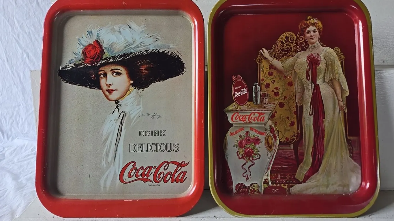 2 - Coca-Cola Trays