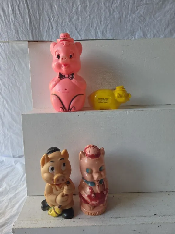 3 - Vintage piggy banks