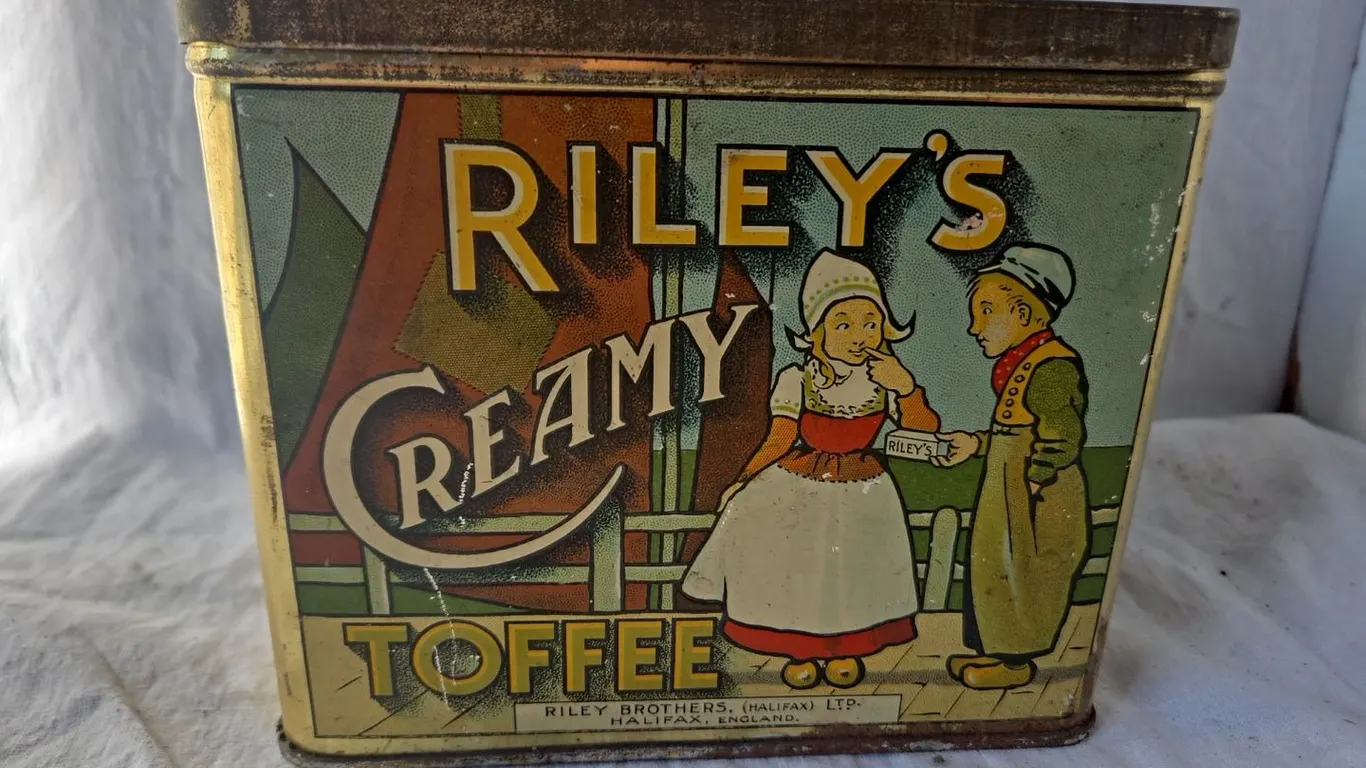 Riley's Toffee Tin - 5lb.