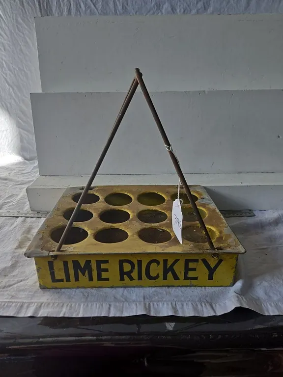 Drewry's Dry/Lime Rickey Bottle Carrier - original