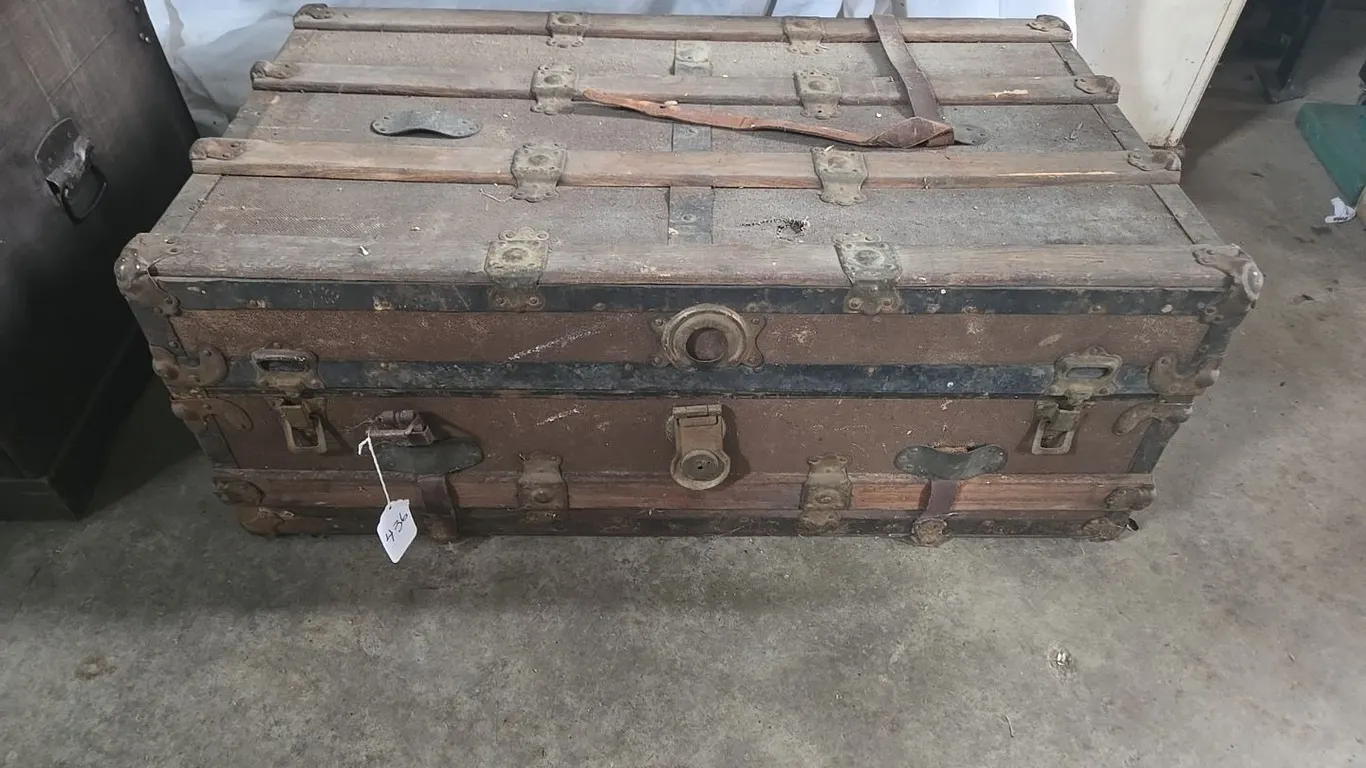Wood Strapped Trunk - 36"x21"x14"