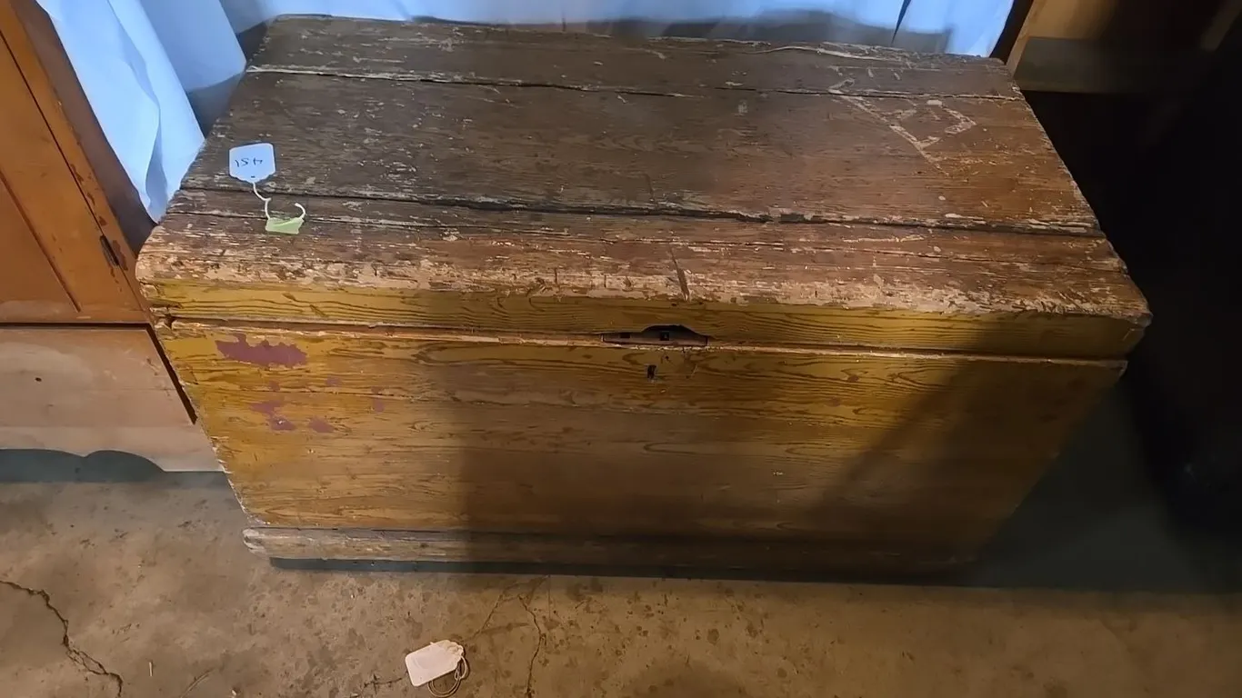 Wooden Trunk - wear on top