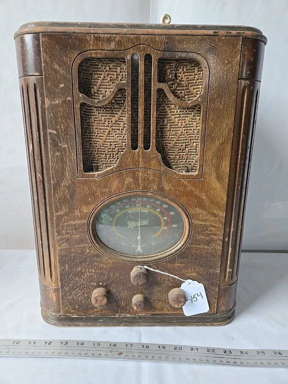 Marconi Table Radio - Model 89