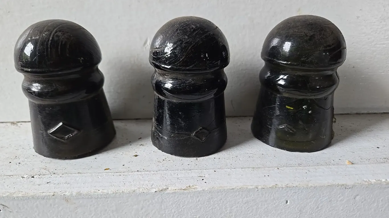 3 - Oliver Green Insulators