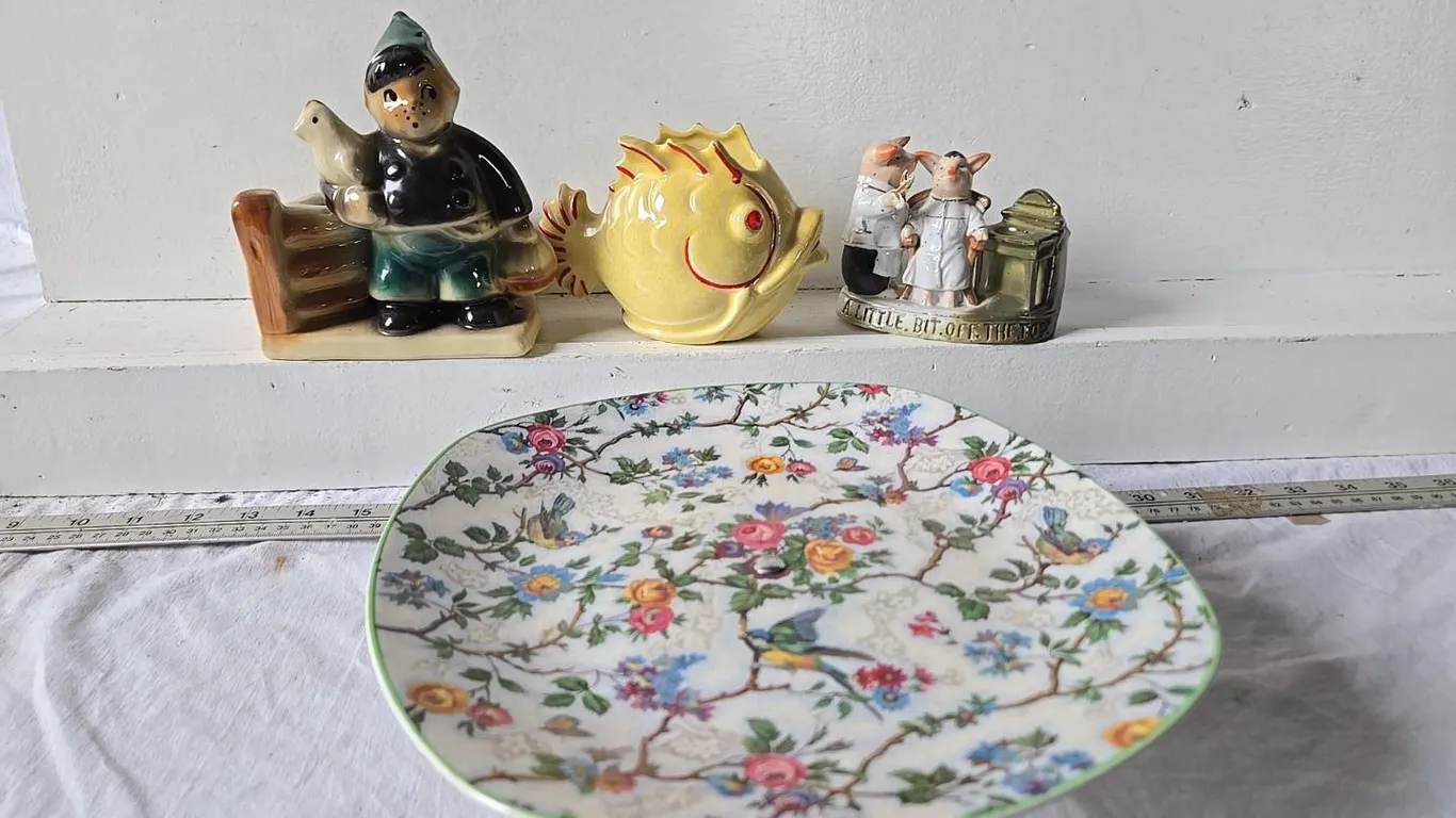 Ornaments & Dessert Serving Dish