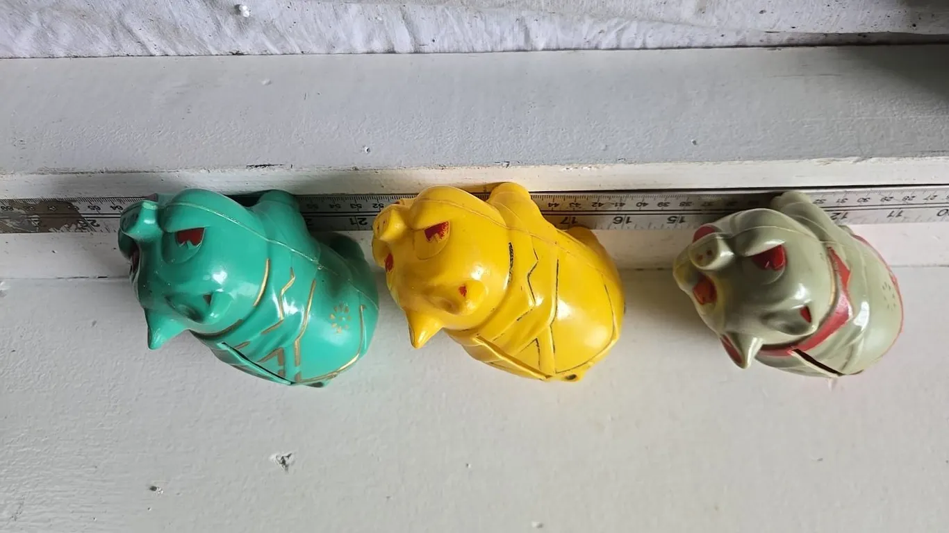 3 - Vintage Reliable Piggy Banks