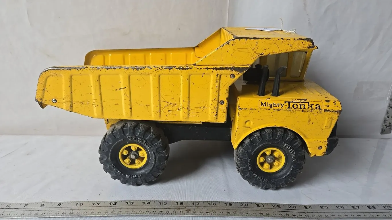Mighty Tonka Dump Truck