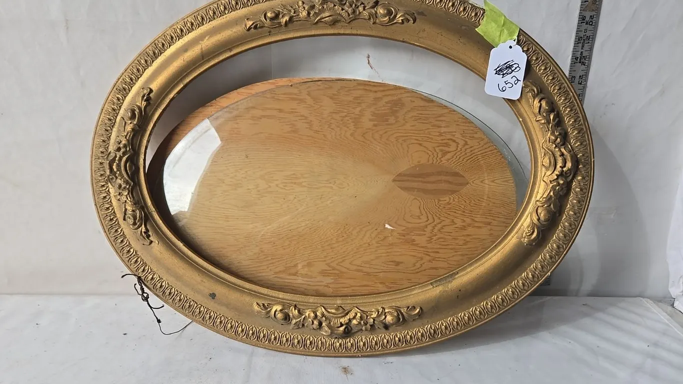 Convex Glass picture frame - some damage