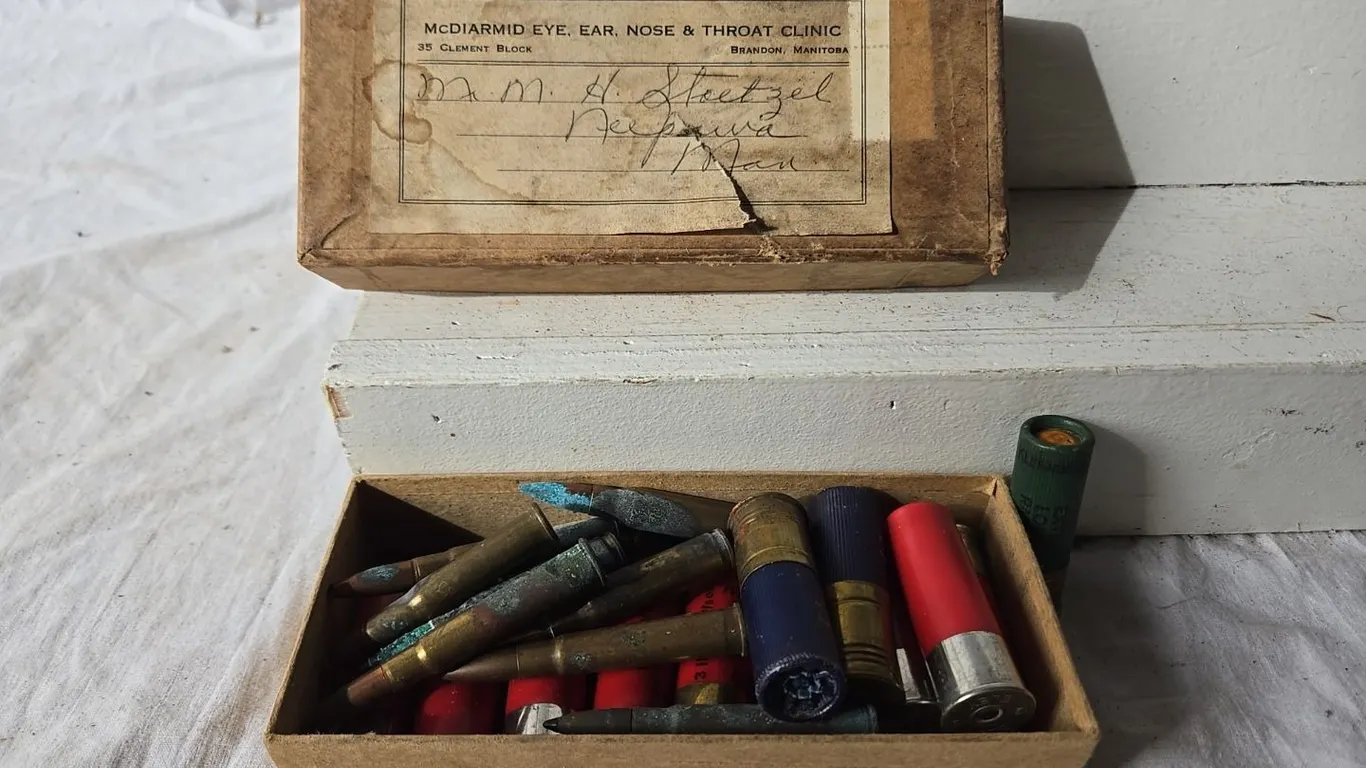 Misc. 12 & 16 Ga. shotgun shells & .30-.30 cartridges - Need PAL