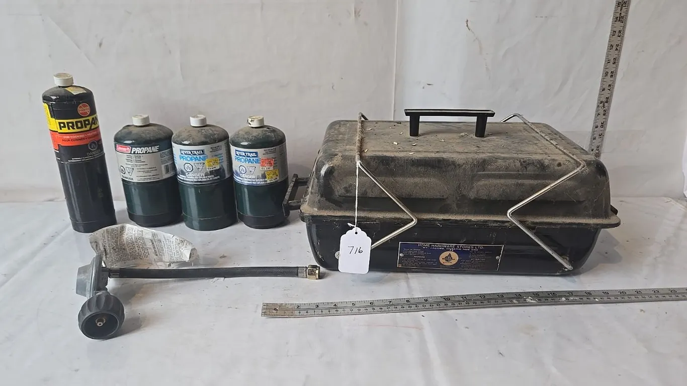 Portable BBQ w/ 4 - bottles