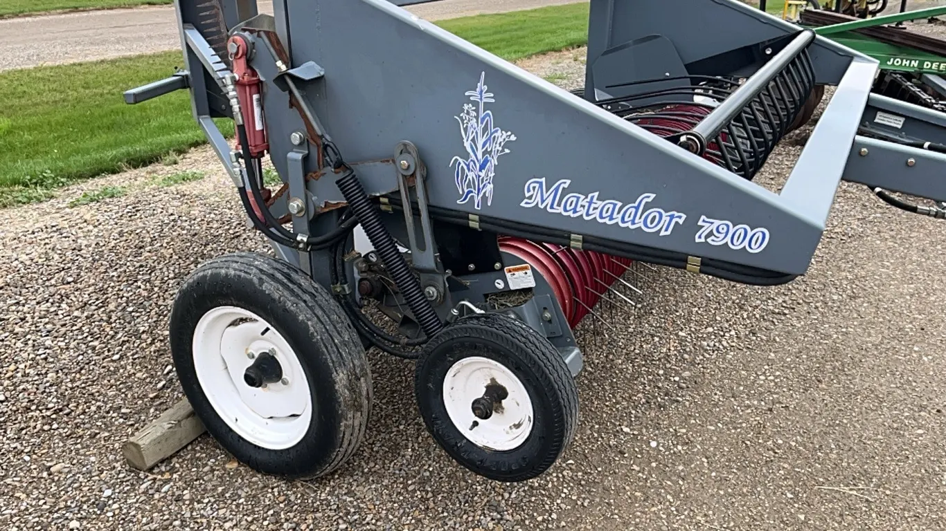 Matador 7900 Swath Inverter 79"