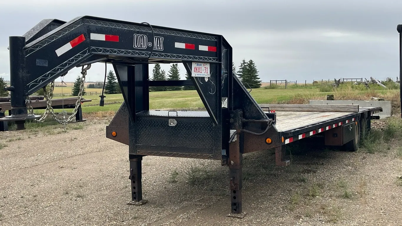 2000 Load Max 32' Tandem Dually Flatdeck Trailer VIN: 5L8GF322381012055