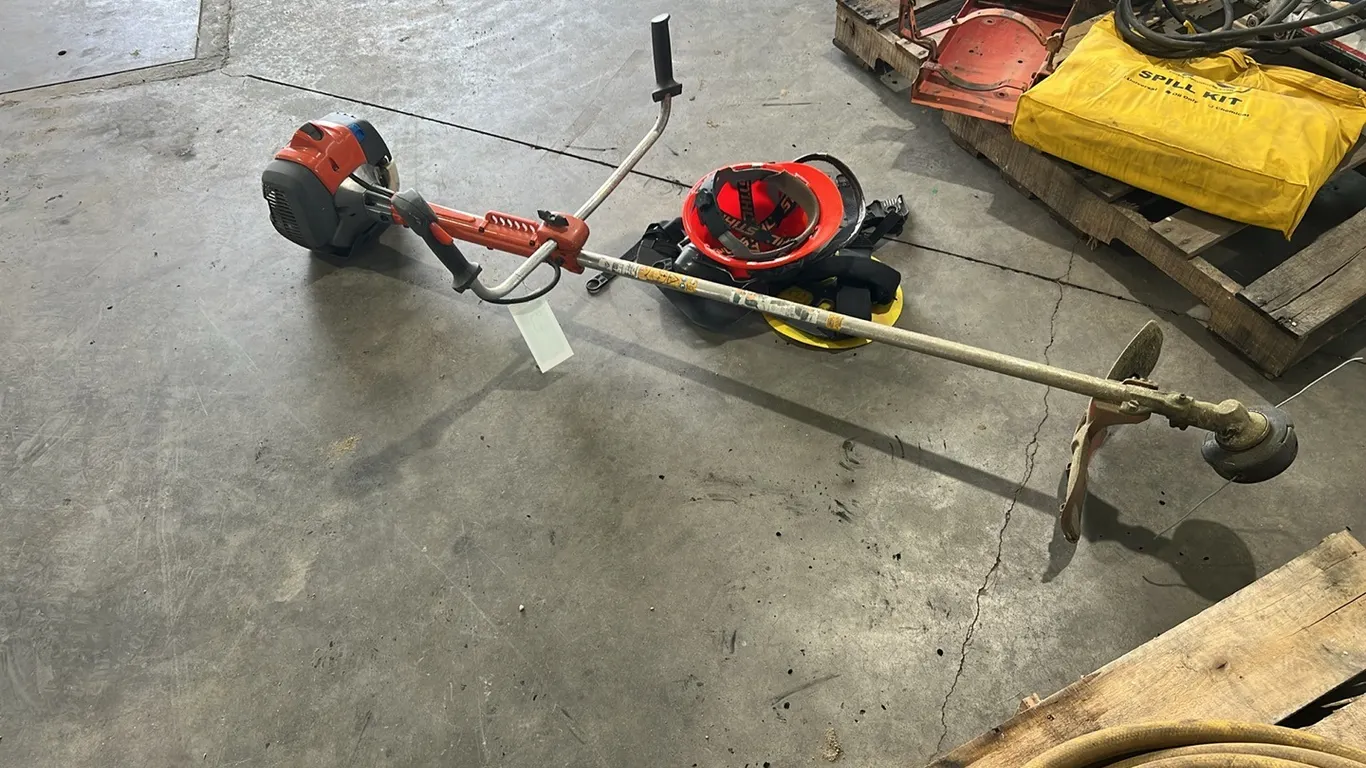 Husqvarna 336 FR Weed Whipper with Helmet and Harness