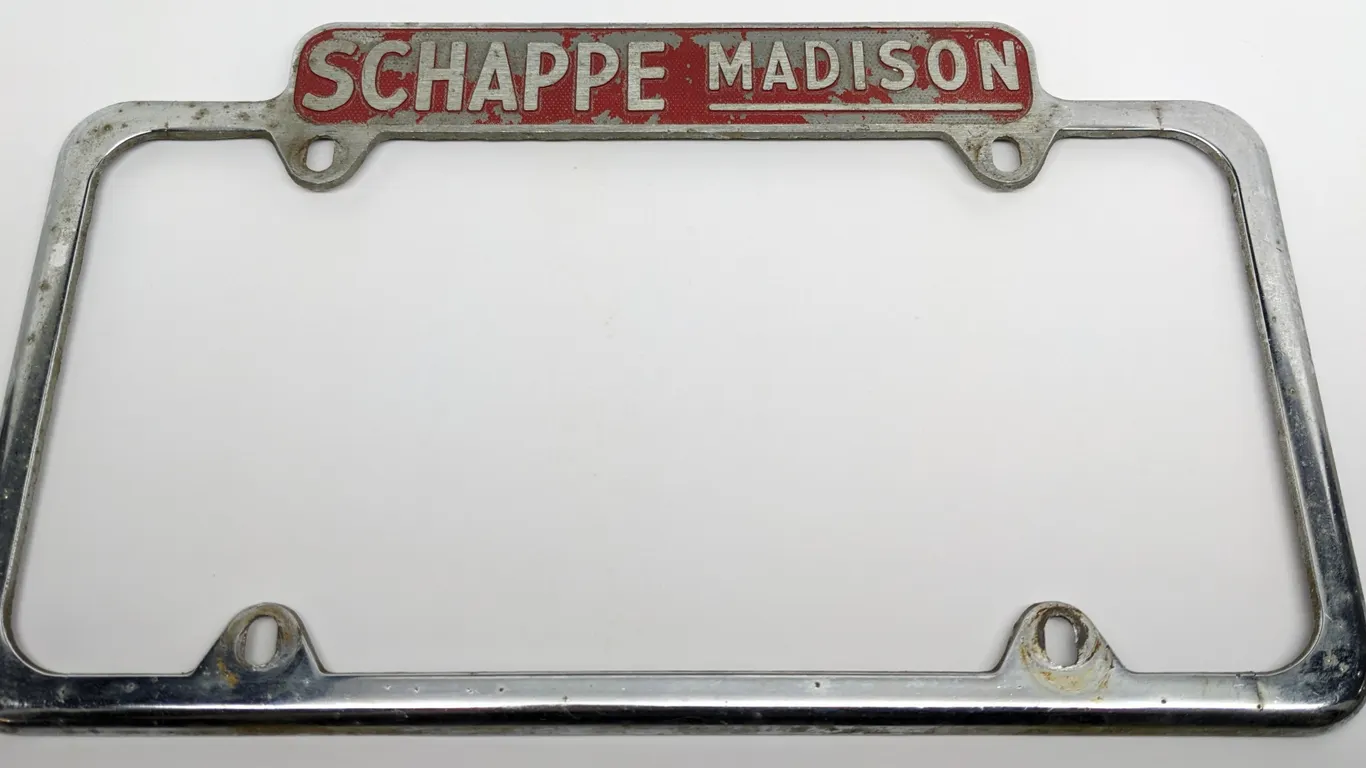LICENSE PLATE FRAME SCHAPPE (PONTIAC) MADISON WISCONSIN WIS WI