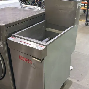 VULCAN GAS DEEP FRYER *UNKNOWN WORKING CONDITION/MAY BE MISSING PARTS & OR PIECES
