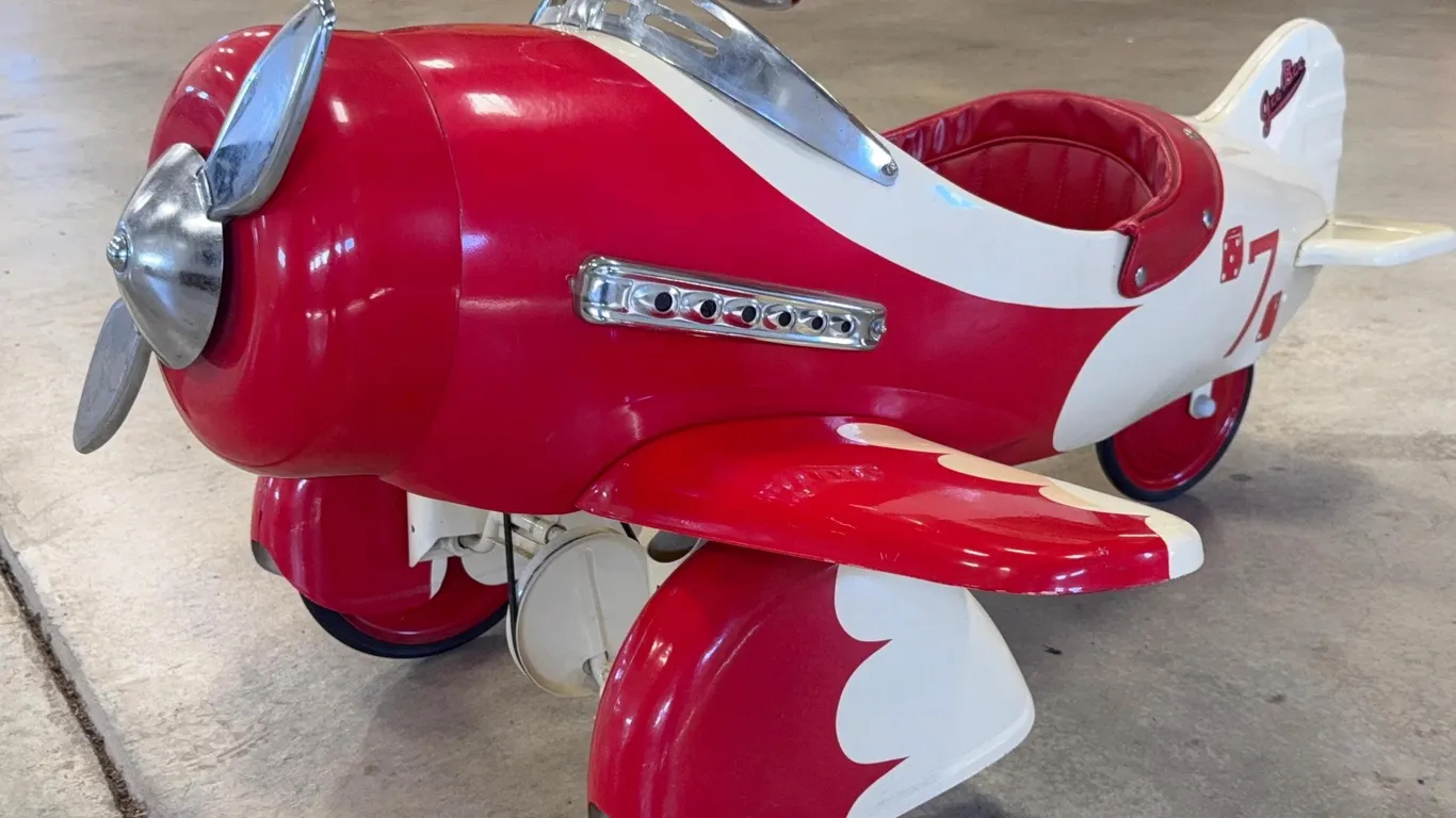 Airflow Collectibles Gee Bee No. 7 Pedal Airplane