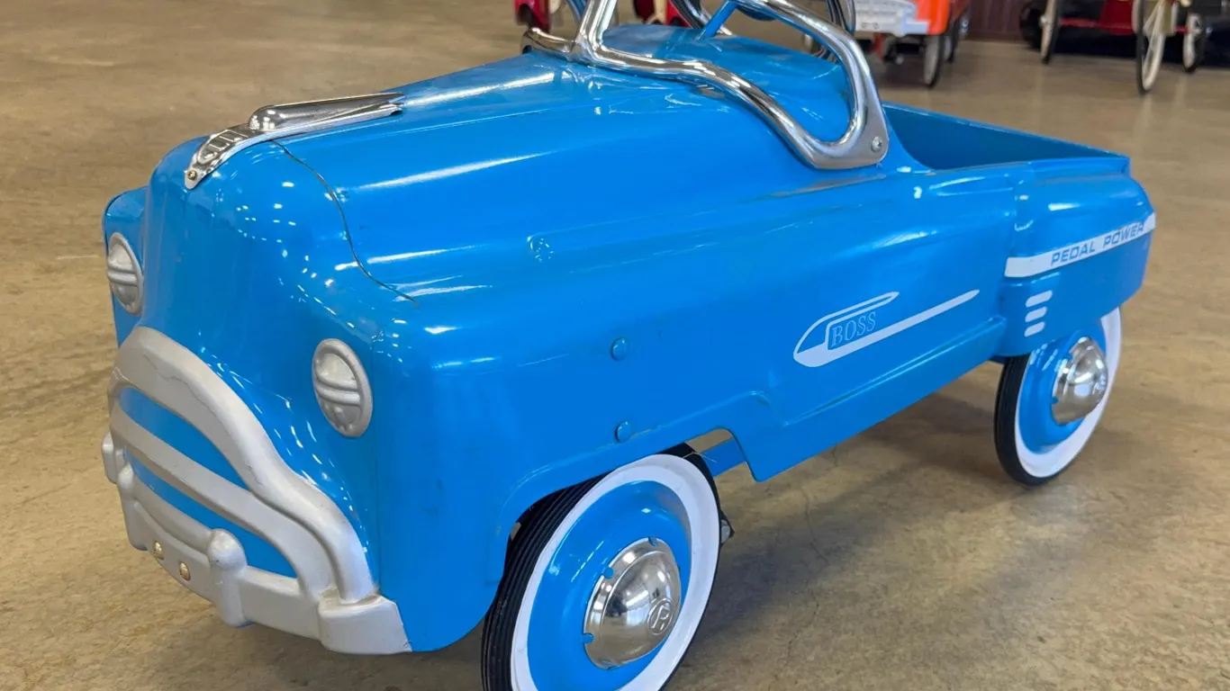 Boss Pedal Power Car