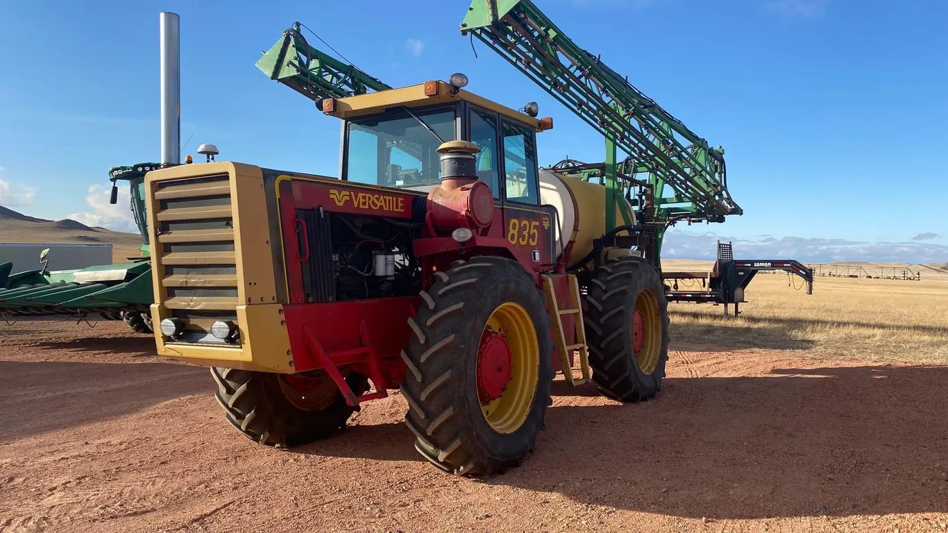 Versatile 835 Tractor with Summers Ultimate Sprayer Conversion