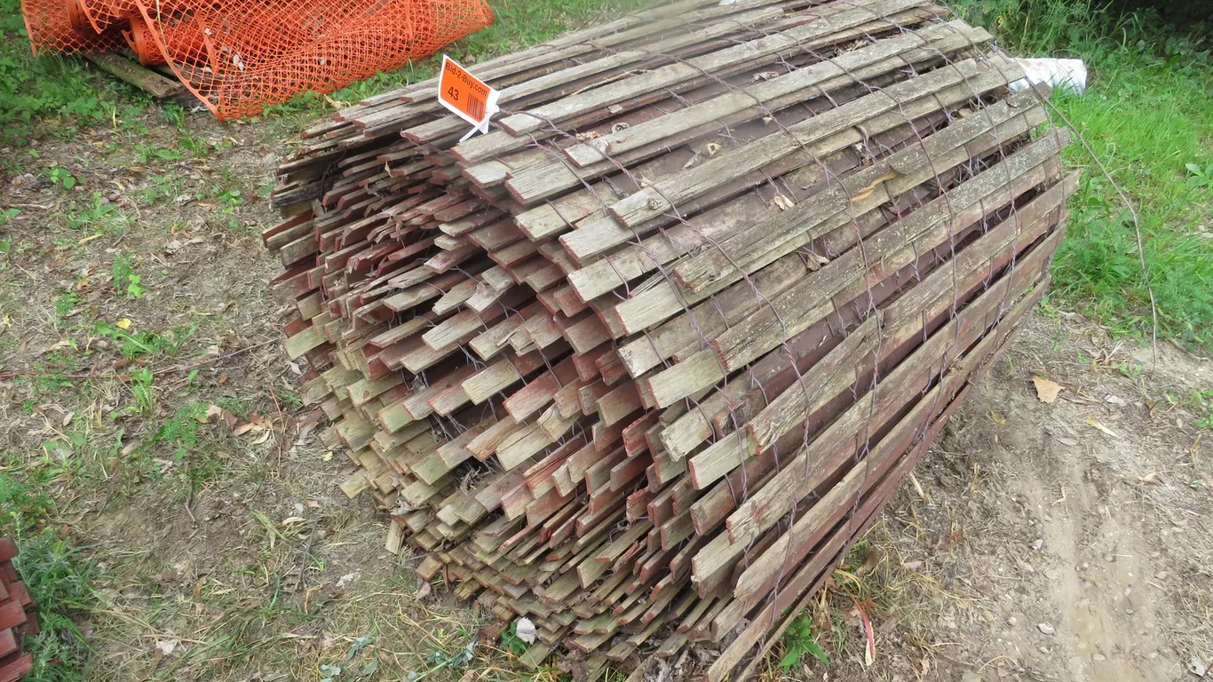 (1) Roll of Wooden Snow Fence