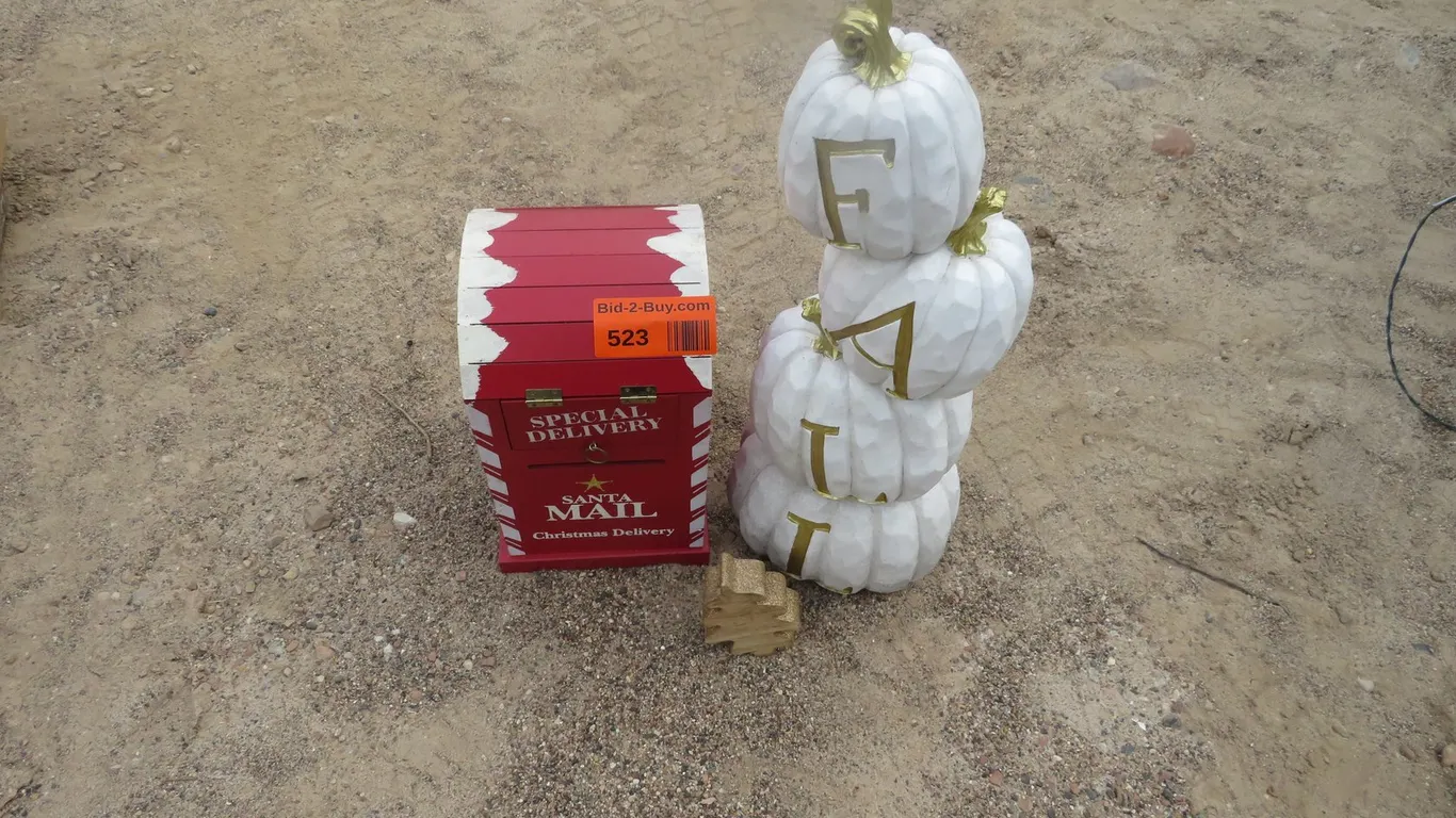 Santa Mail and Pumpkin Decor