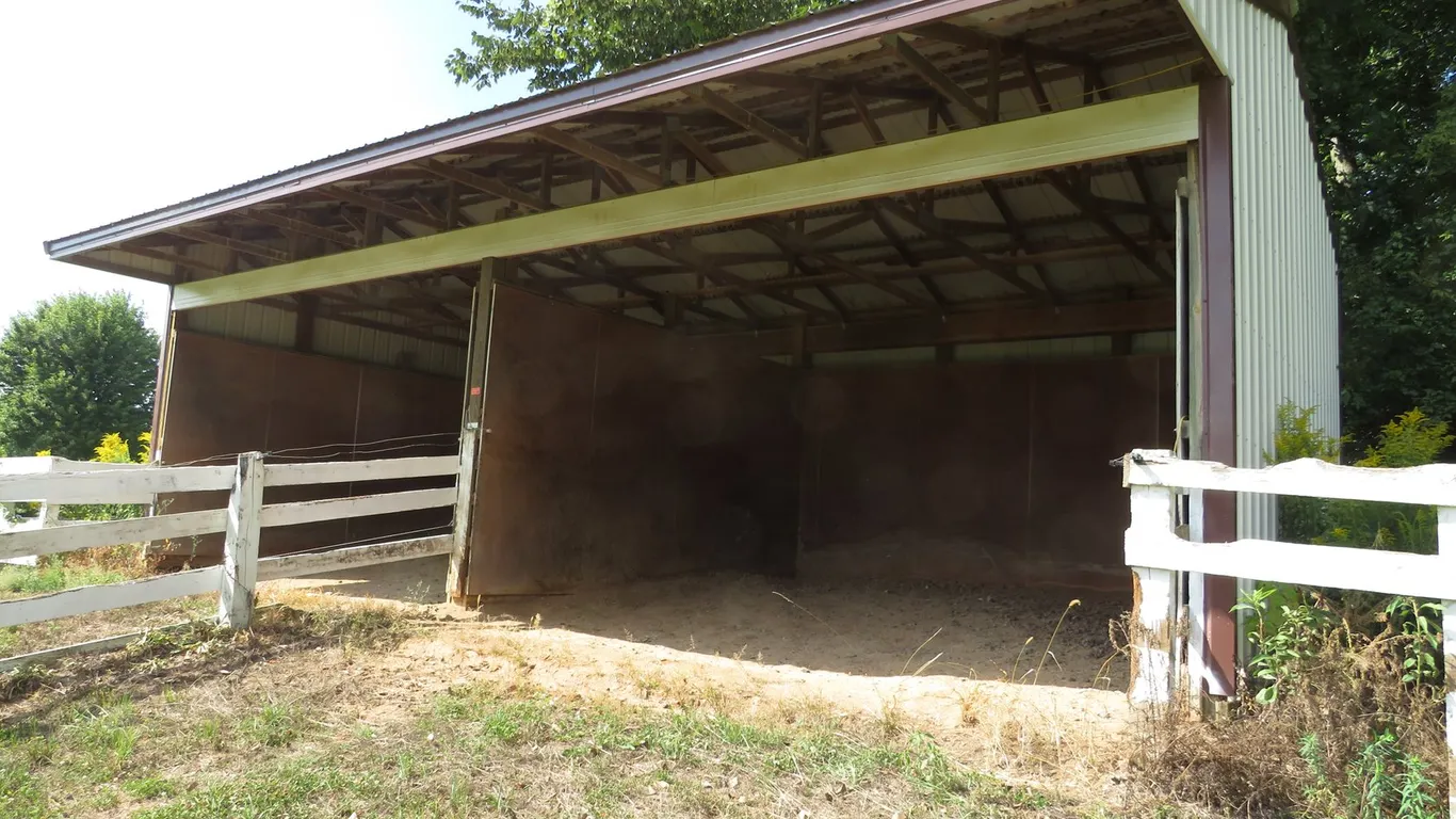 20'x40' Livestock Shelter