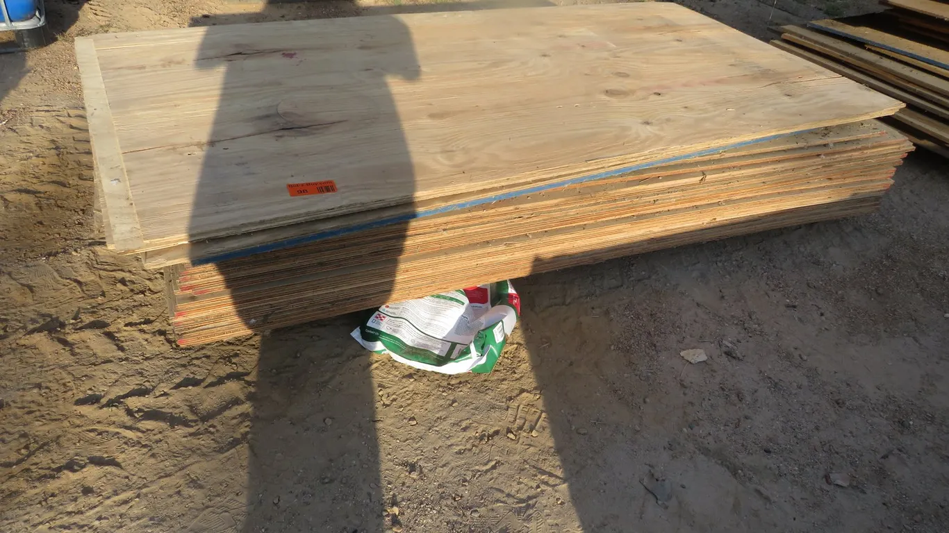 Approx. (29) Assorted Plywood Sheets