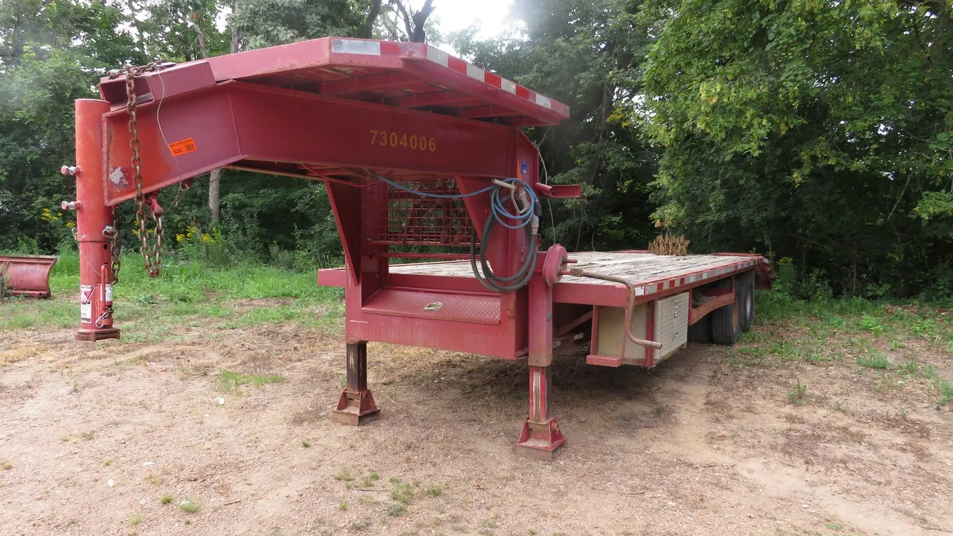 2004 Kerr-bilt Trailer
