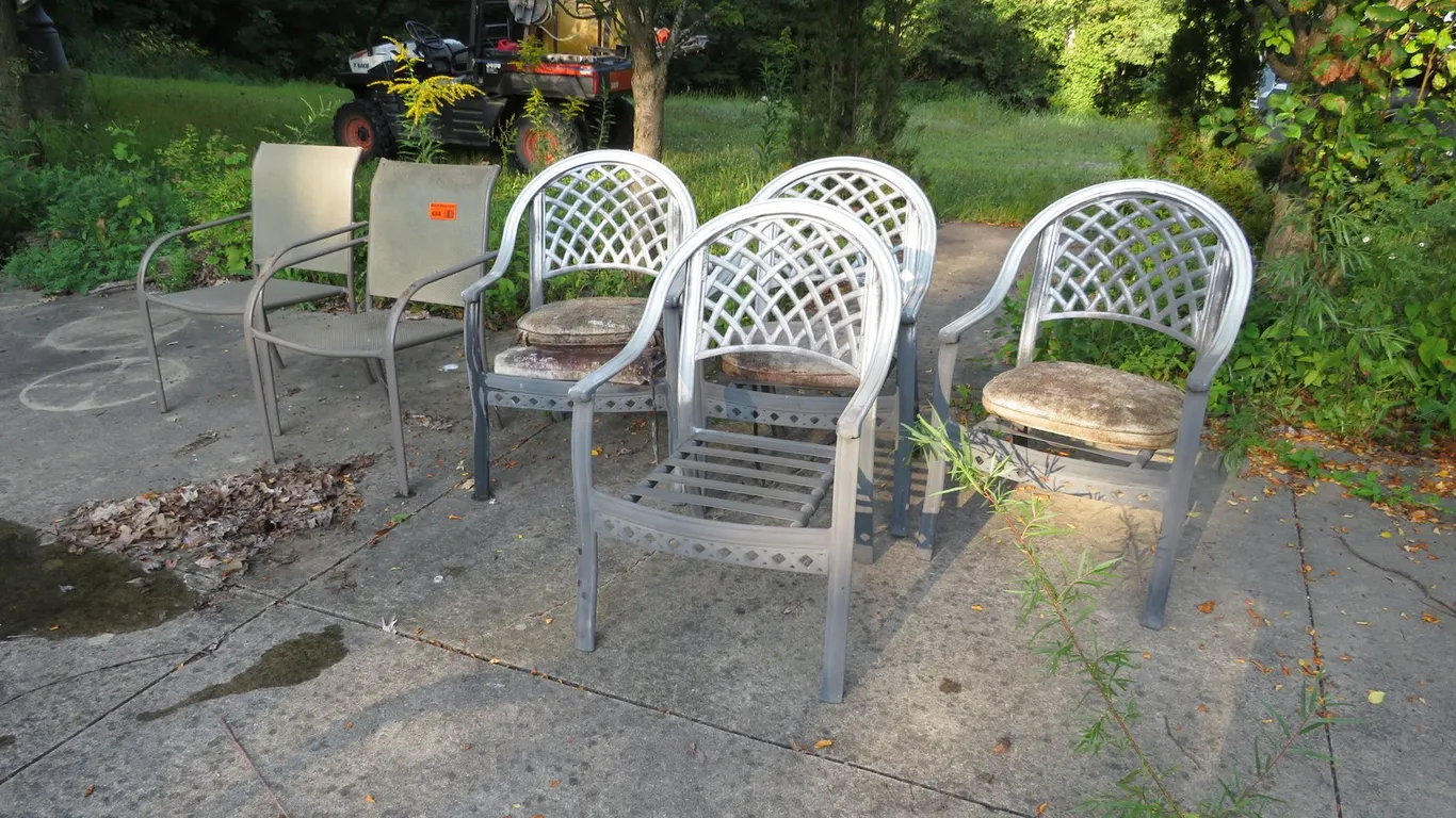 (6) Assorted Patio Furnitures