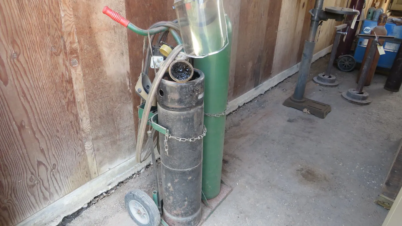 Torch Set With Tanks and Cart