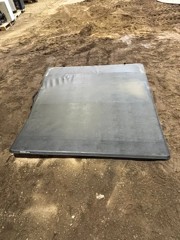 RealTruck Advantage Tunnel Cover