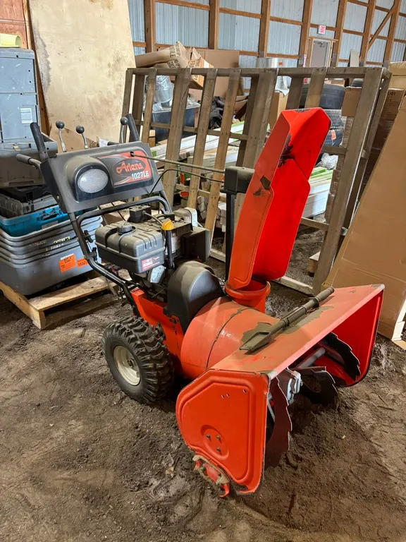 Ariens 1027LE Snowblower