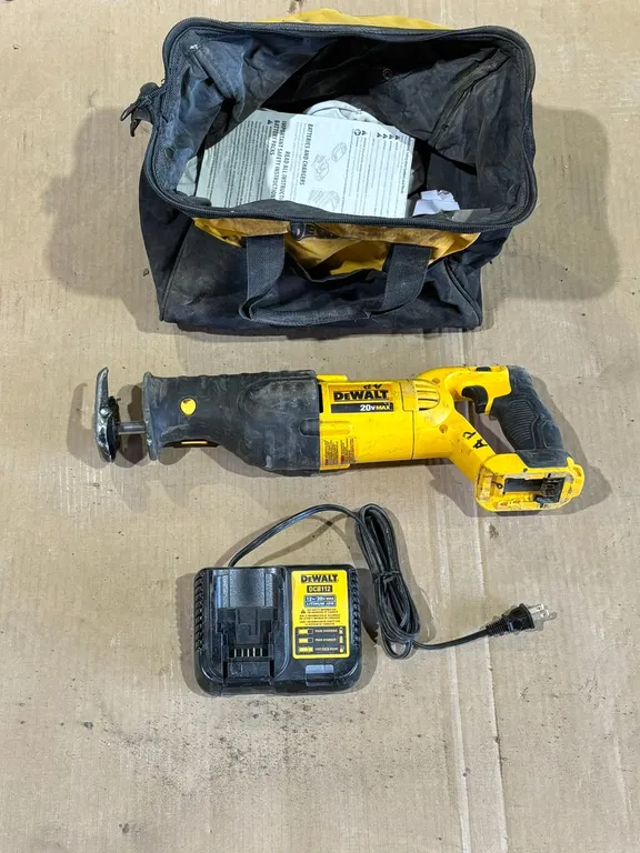 DeWalt Cordless Reciprocating Saw