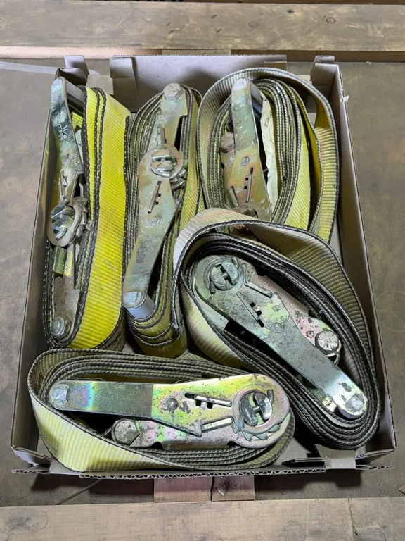 (5) Ratchet Straps