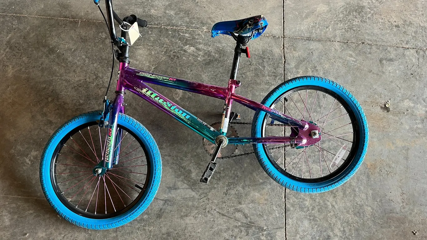 18" Genesis Illusion Girl's Bicycle