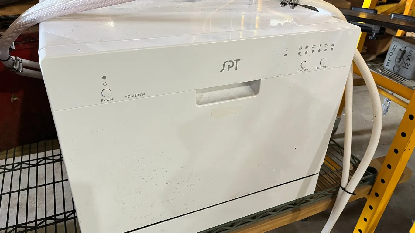 SPT Dishwasher