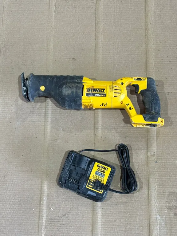 DeWalt Cordless Reciprocating Saw with Battery and Charger