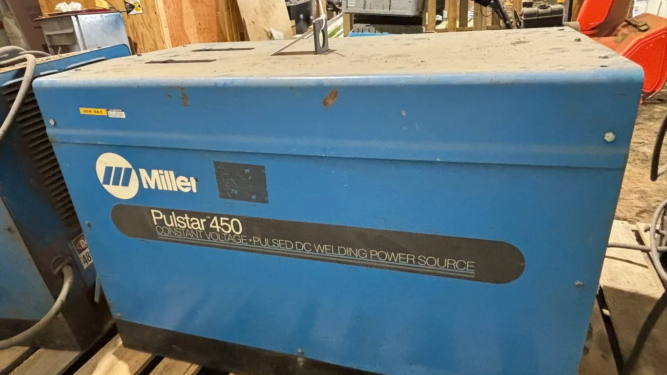 Miller-Pulstar 450 Constant Voltage Pulsed Welding Power Source