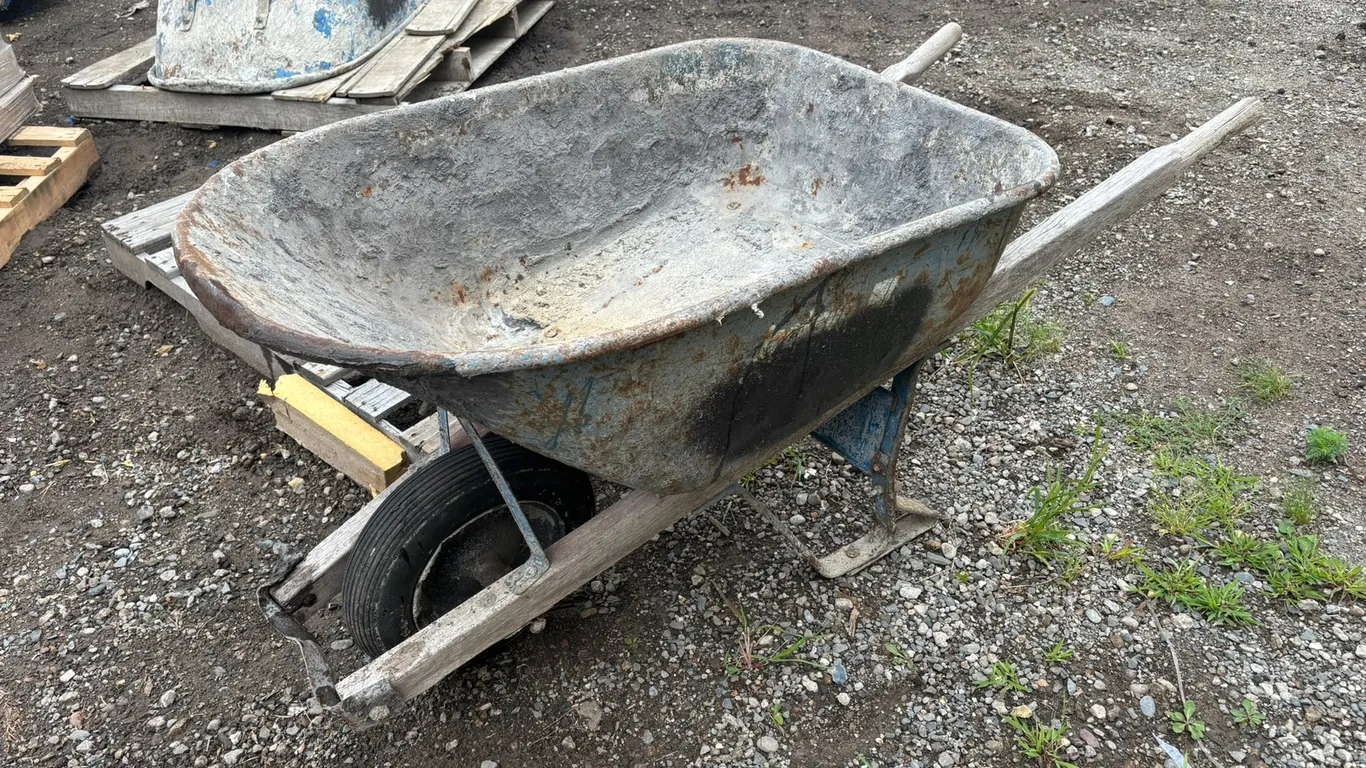 Jackson Wheel Barrow