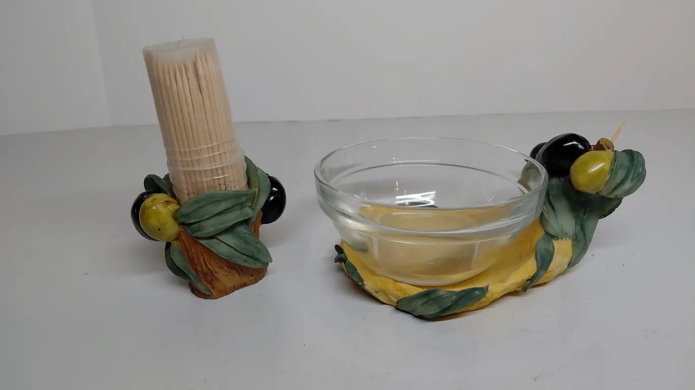 Le Gourmet Bowl And Toothpick Holder