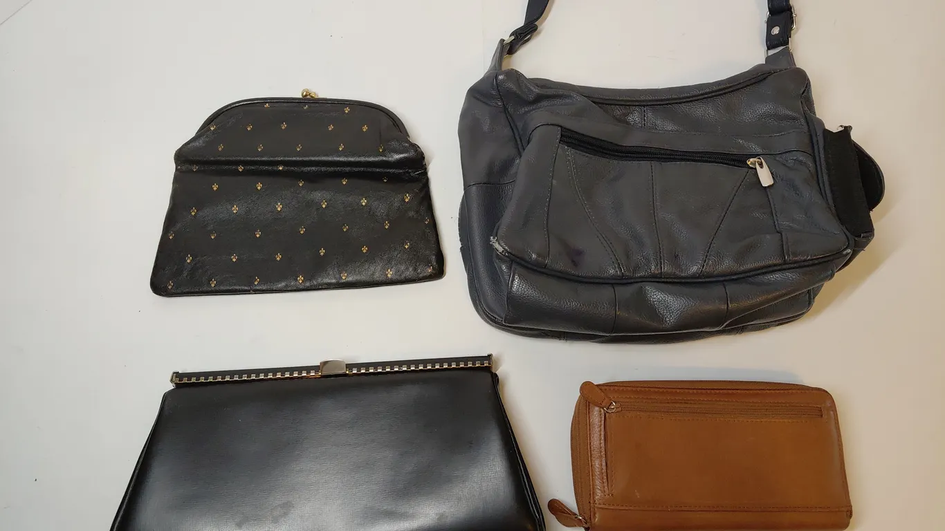 Purses And Wallet