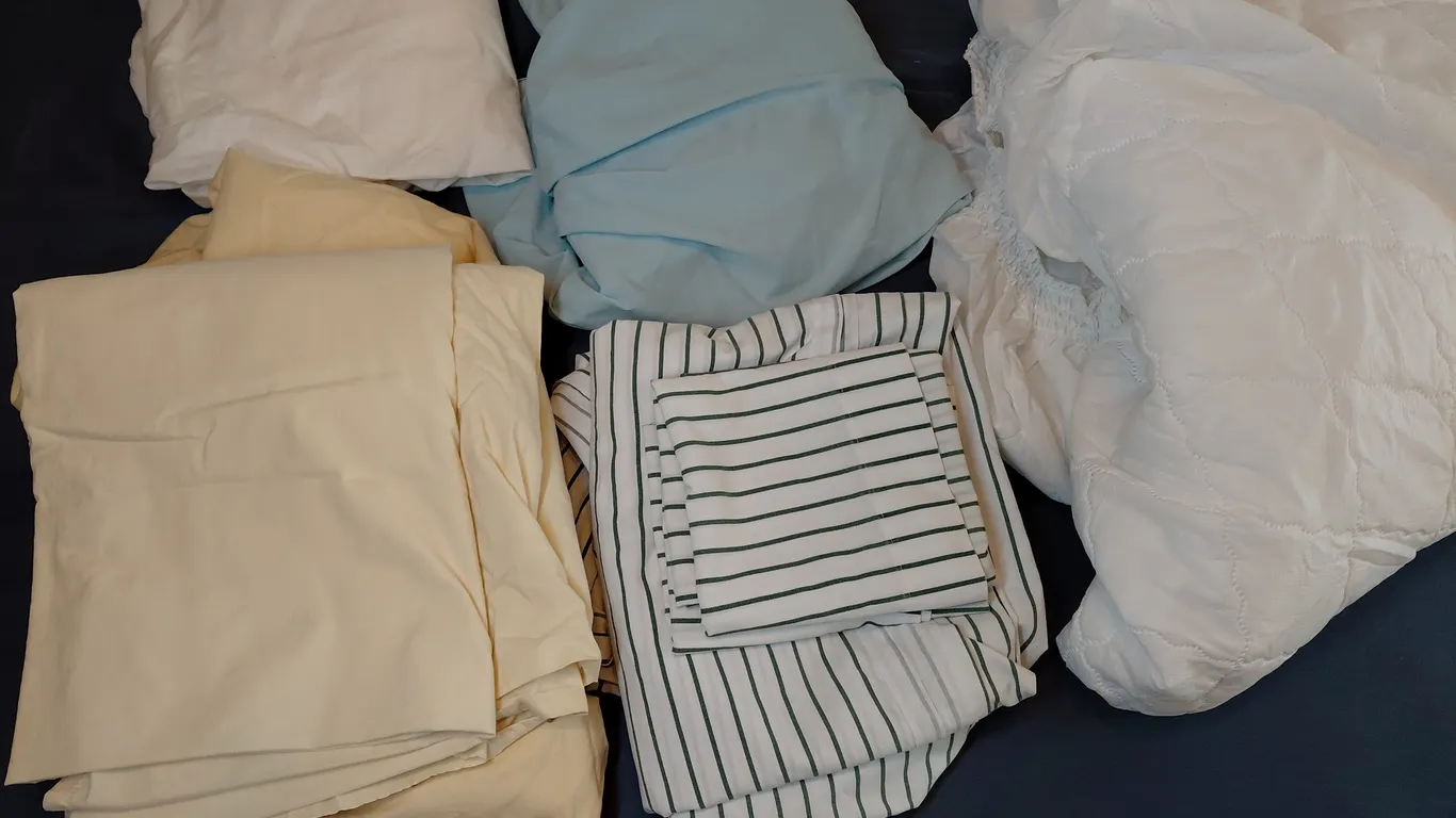 Full Size Sheets And Mattress Pad