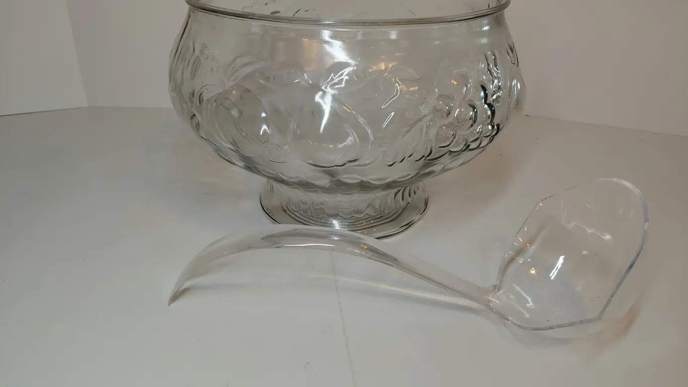 Vintage Jeanette Punch Bowl