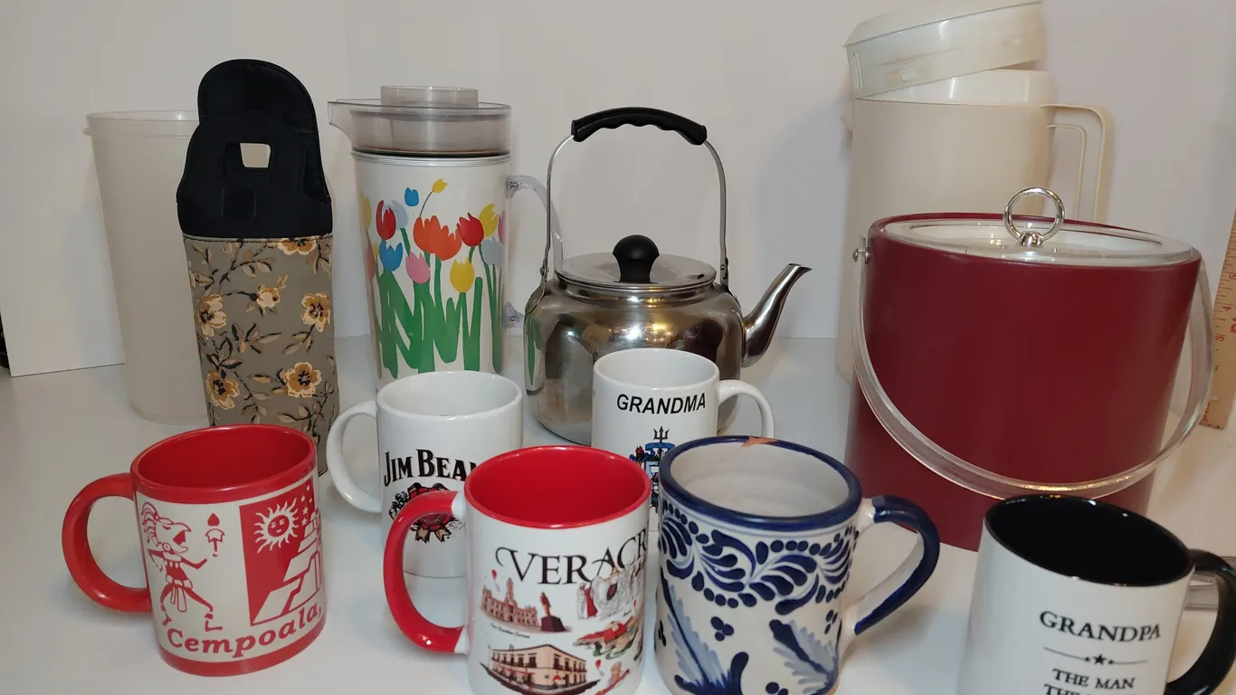 Mugs, Pitchers, Teapot, Ice Bucket