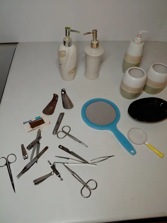 Bathroom Counter Supplies
