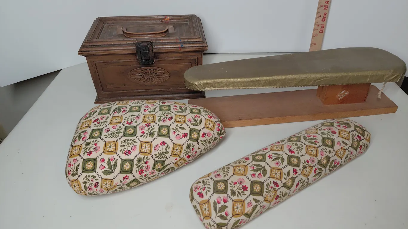 Tailor's Pressing Backers And Sewing Case