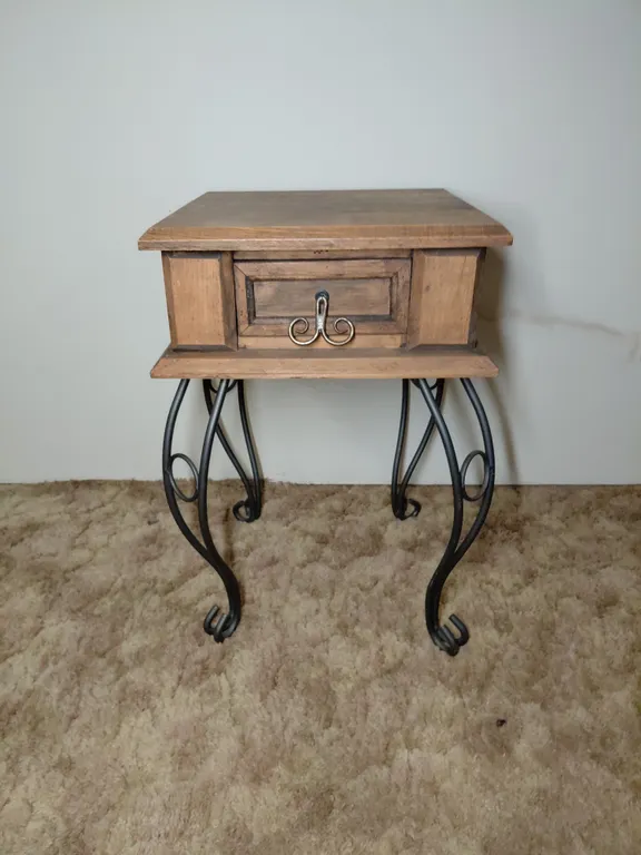 Wood Table With Metal Legs